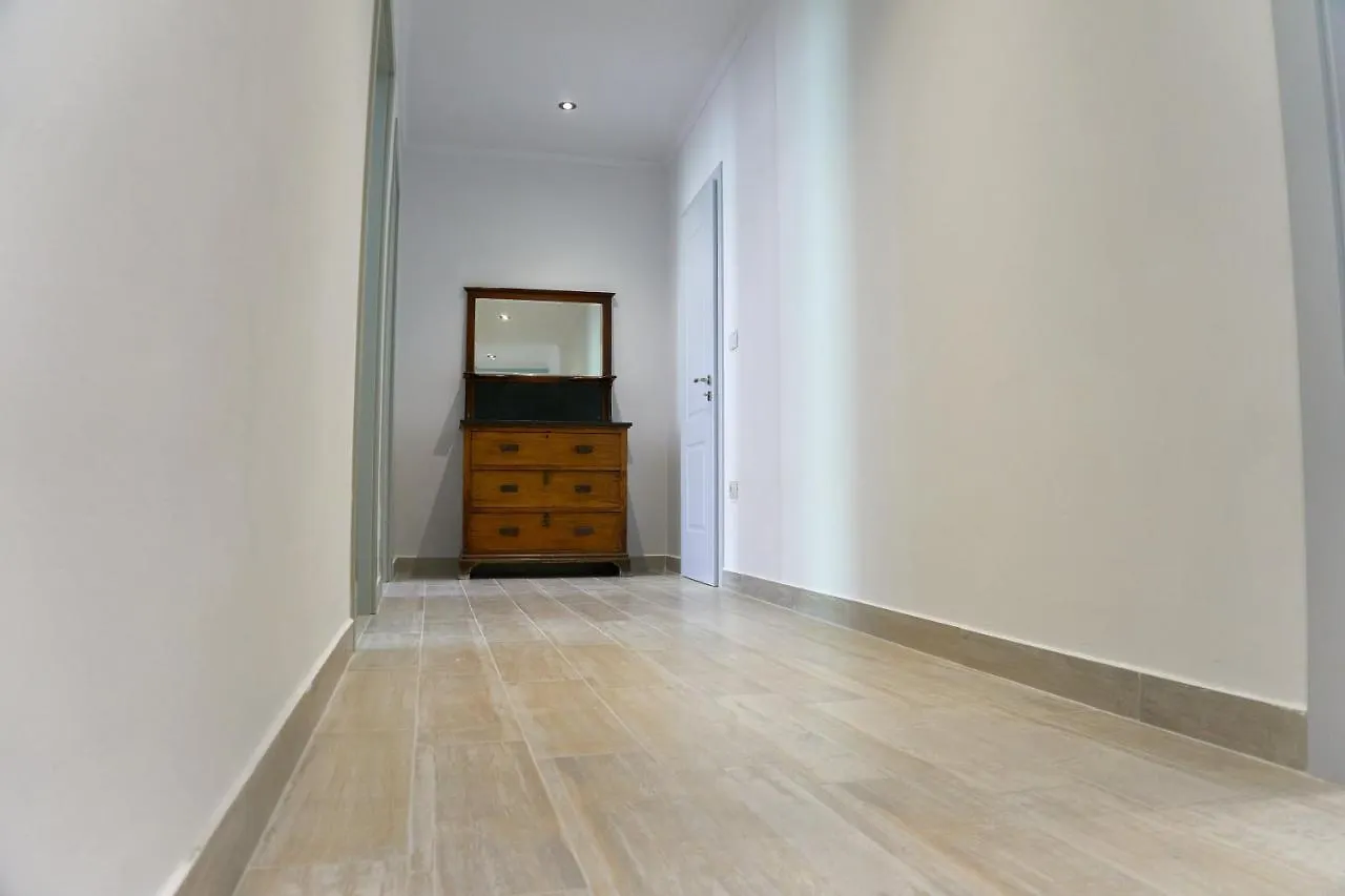 Agora Bed & Breakfast Vlorë Albanien